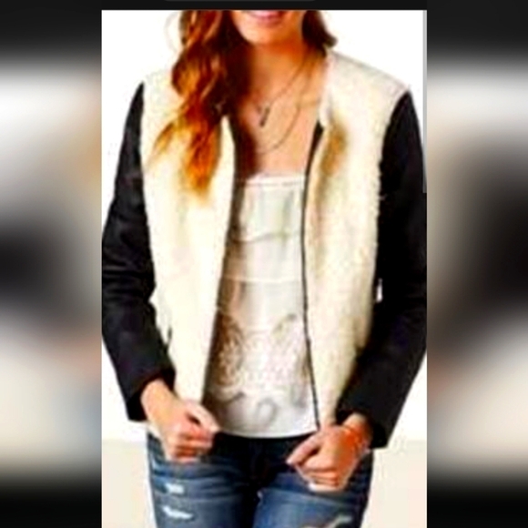 American Eagle Outfitters faux fur jacket Large - Picture 1 of 16